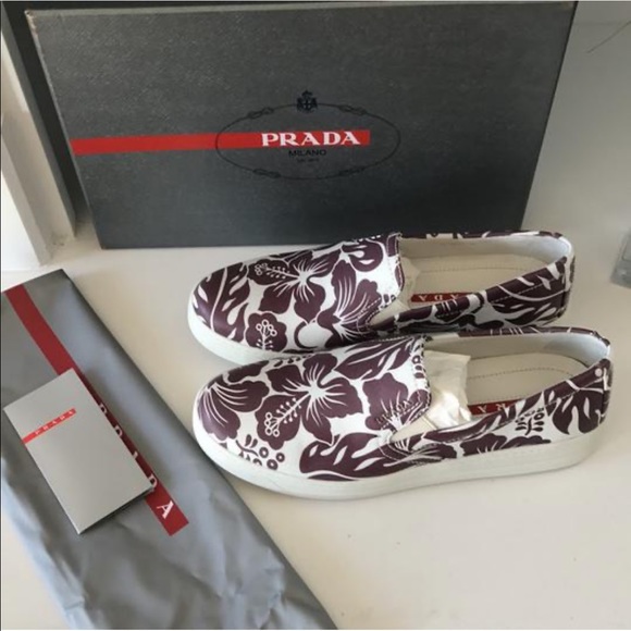 Prada sneakers - Picture 6 of 7